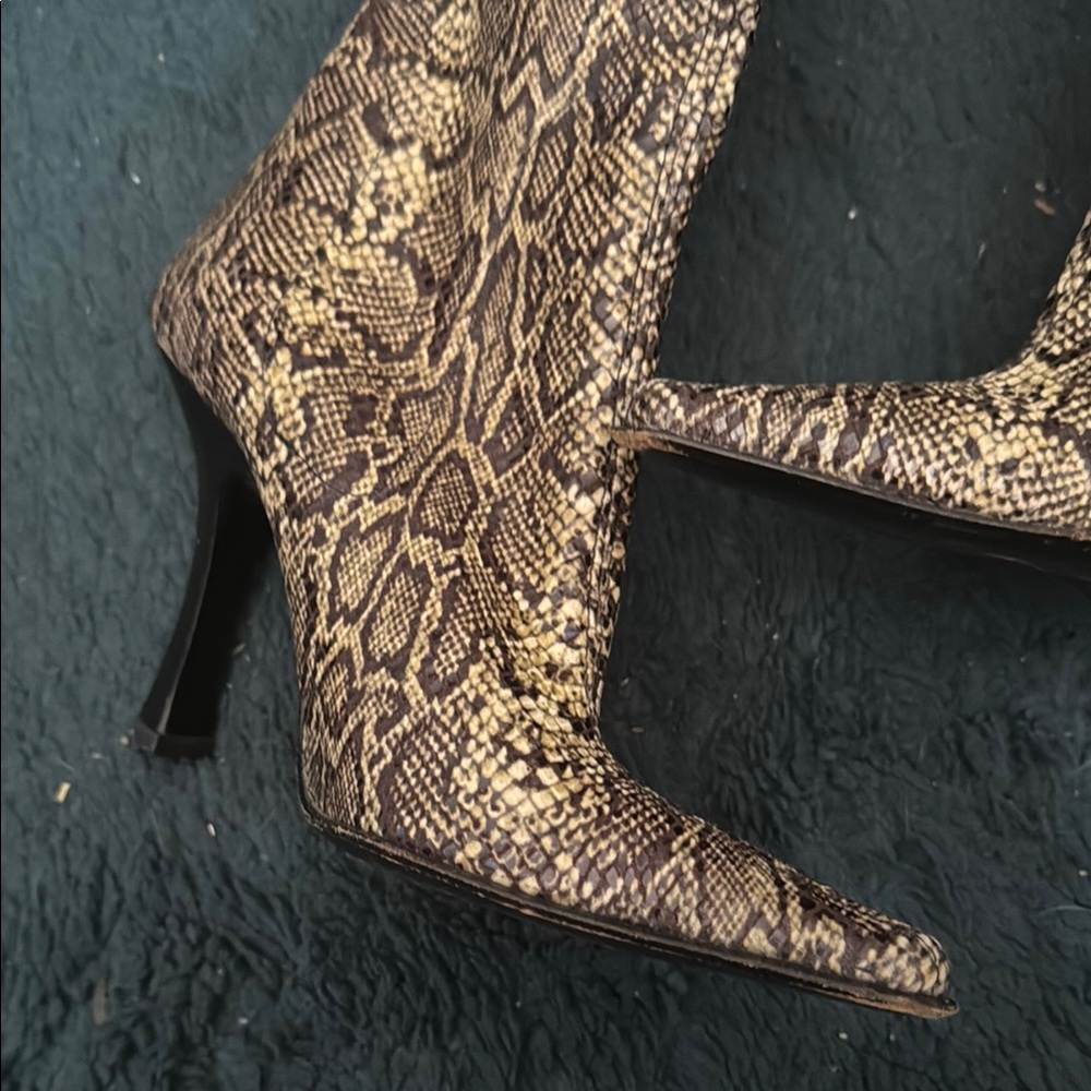Snakeskin Patterned Boots - image 5